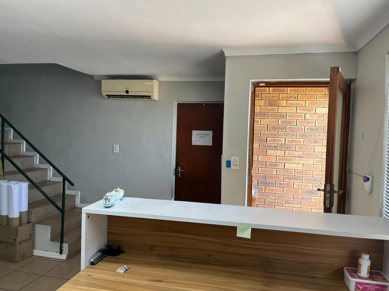 To Let Commercial Property for Rent in Montague Gardens Western Cape